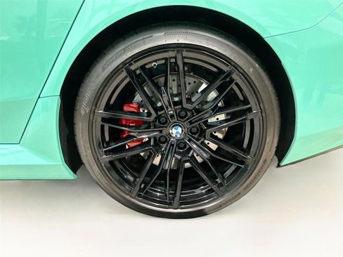 Used 2025 BMW M5 w/ Carbon Package image 34
