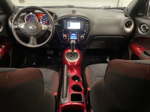 Used 2015 Nissan Juke SV w/ Technology Package image 15