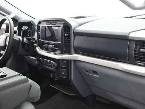 Used 2021 Ford F150 XLT image 33