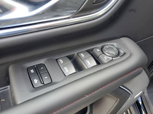 Used 2023 Chevrolet Tahoe RST w/ RST Performance Edition image 15