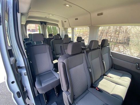 Used 2023 Ford Transit 350 XLT image 31