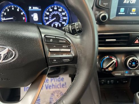 Used 2021 Hyundai Kona SEL Plus w/ Cargo Package FWD image 24