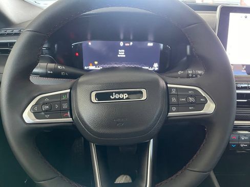New 2026 Jeep Compass Trailhawk w/ Sun, Sound & Navigation Group AWD/4WD image 22
