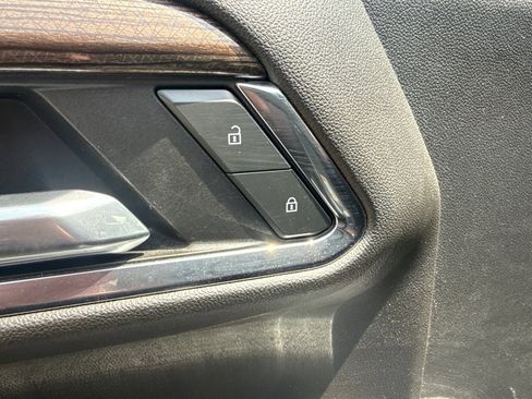 Used 2023 Chevrolet Silverado 1500 LT image 18