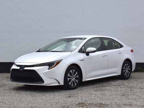 Used 2021 Toyota Corolla LE image 8
