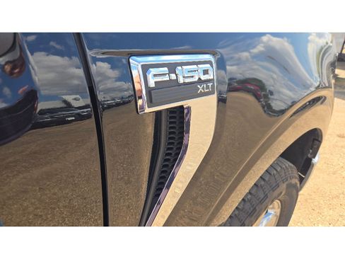 Certified 2025 Ford F150 XLT w/ Equipment Group 301A Standard AWD/4WD image 14