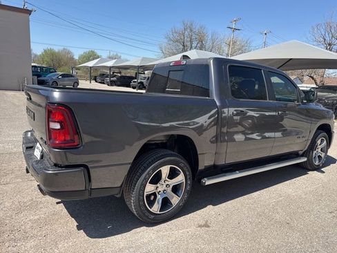 New 2026 RAM 1500 Express AWD/4WD image 6