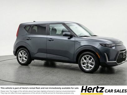 Used 2025 Kia Soul LX w/ LX Technology Package