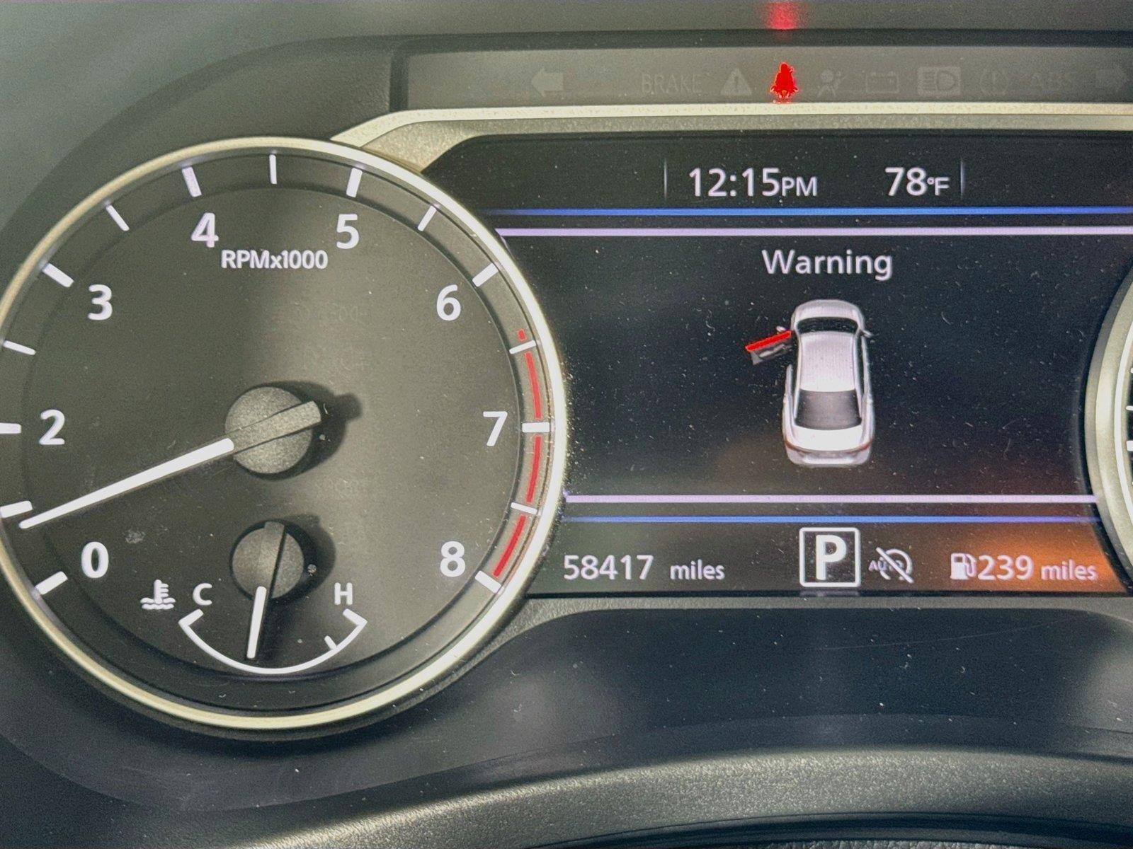 Used 2024 Nissan Sentra SV FWD image 12