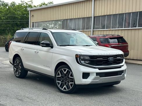 New 2026 Ford Expedition Platinum w/ Platinum Ultimate Package AWD/4WD image 47