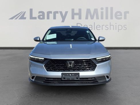 Used 2023 Honda Accord EX image 8