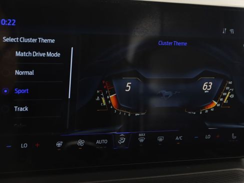 Used 2024 Ford Mustang Premium RWD image 39