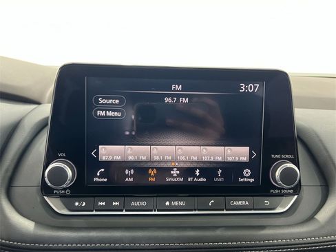 Used 2023 Nissan Rogue SV image 13