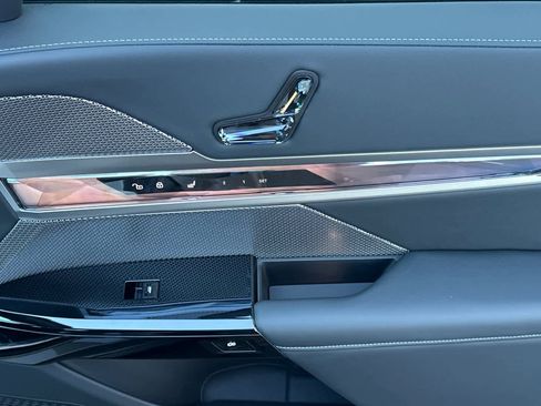 New 2025 BMW i7 eDrive50 w/ M Sport Package RWD image 19