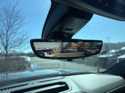 Used 2023 GMC Sierra 2500 Denali w/ Denali Black Diamond Edition image 23