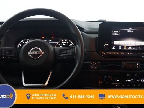 Used 2024 Nissan Pathfinder S AWD/4WD image 5