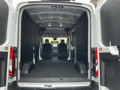 New 2026 Ford Transit 250 148 Medium Roof image 8