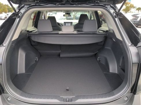 Used 2021 Toyota RAV4 XLE image 13