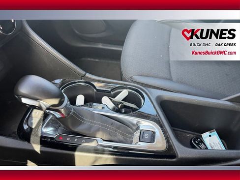 Used 2025 Buick Encore GX Preferred AWD/4WD image 20