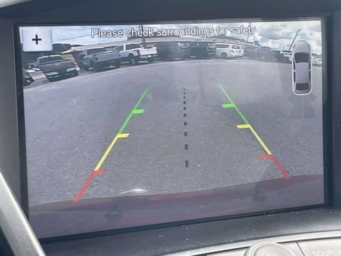Used 2017 Ford Escape SE w/ Equipment Group 201A FWD image 18