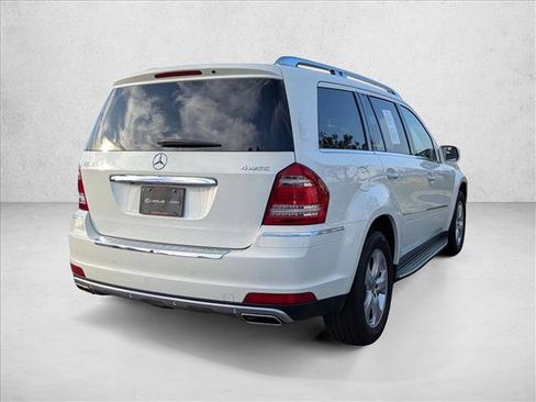 Used 2010 Mercedes-Benz GL 450 4MATIC image 5