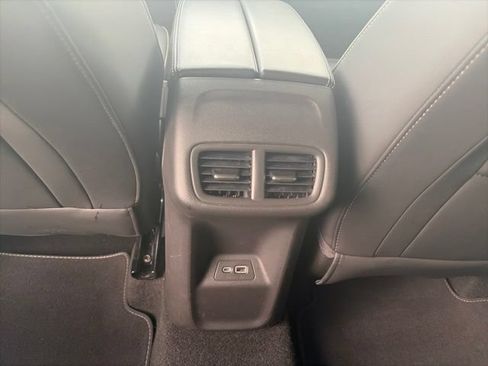 Used 2023 Buick Envision Essence FWD image 13