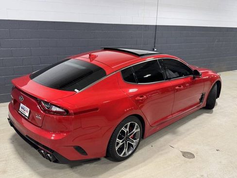 Used 2018 Kia Stinger GT2 image 24