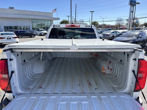 Used 2022 Chevrolet Colorado LT w/ Fleet Safety Package image 9