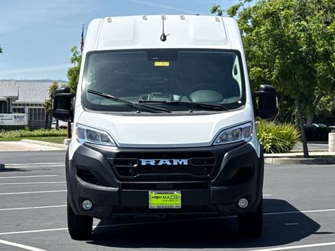 Used 2026 RAM ProMaster 2500 w/ Convenience Group FWD image 6
