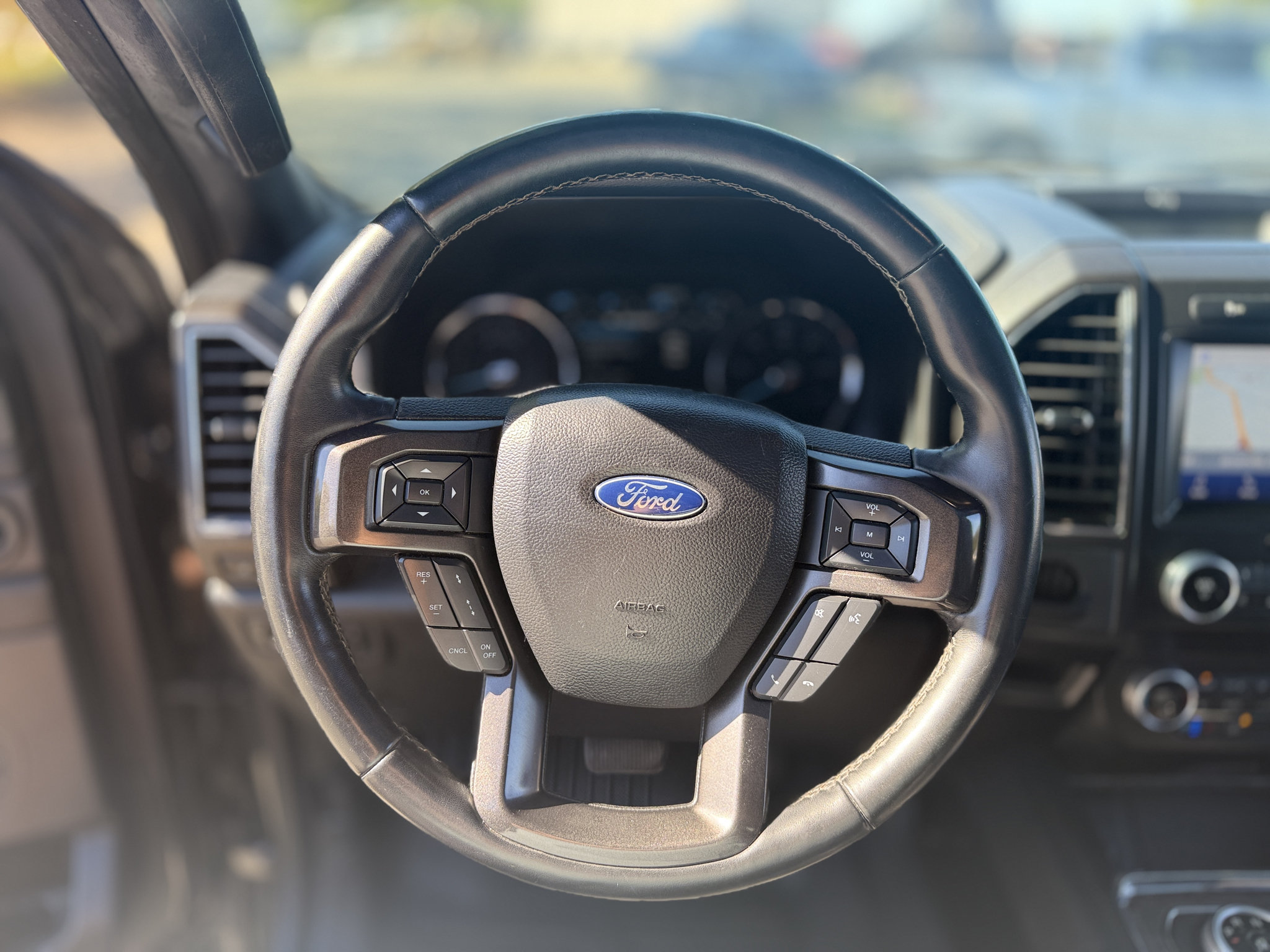 Used 2021 Ford Expedition Max Limited RWD image 32
