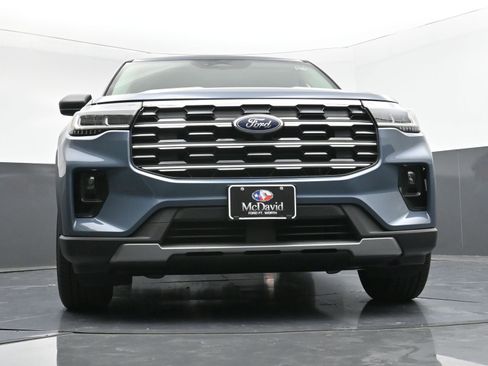 New 2025 Ford Explorer Active w/ Active Comfort Package image 11