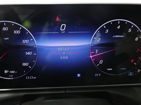 Used 2025 Mercedes-Benz C 300 4MATIC Sedan image 17