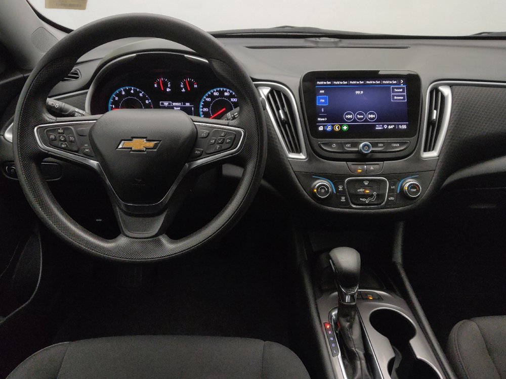 Used 2025 Chevrolet Malibu LS FWD image 22