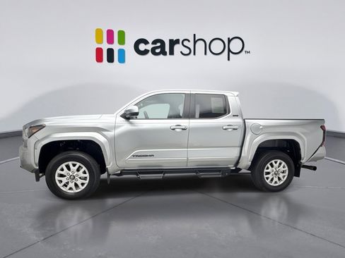 Used 2024 Toyota Tacoma SR5 image 2