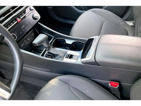 Used 2025 Hyundai Tucson SEL AWD/4WD image 16