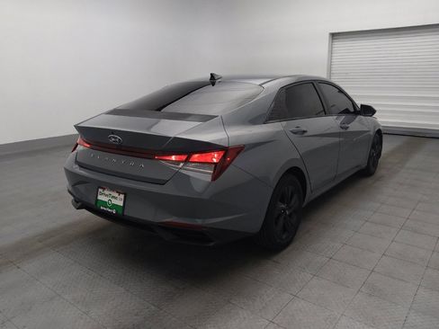 Used 2021 Hyundai Elantra SEL FWD image 9