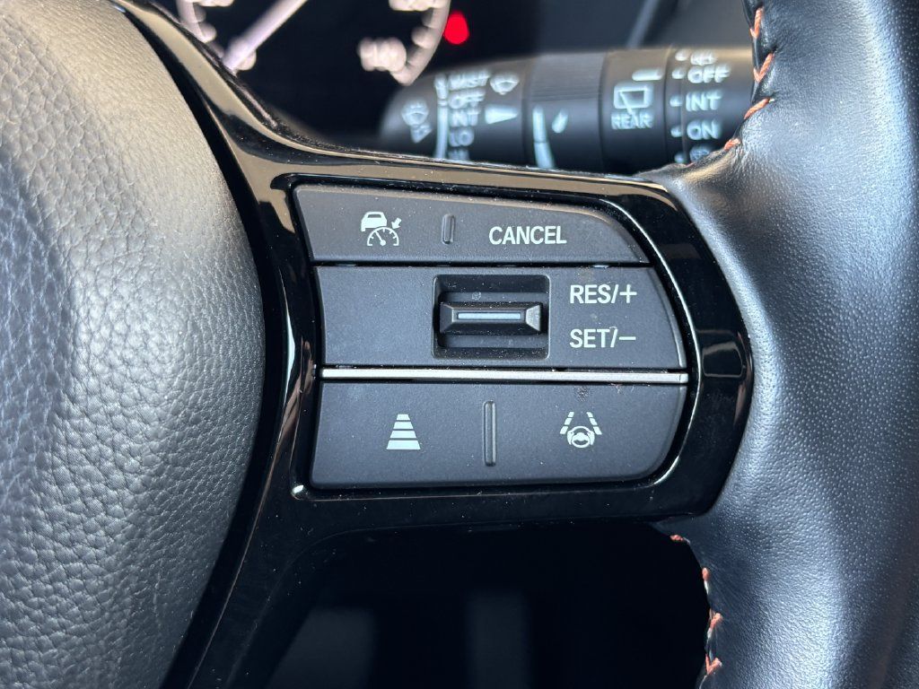 Used 2025 Honda HR-V Sport image 12