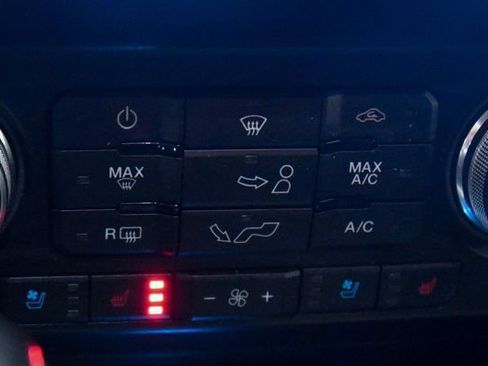 Used 2020 Ford F150 Lariat w/ Equipment Group 502A Luxury image 24