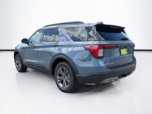 Used 2026 Ford Explorer Active w/ Active Comfort Package AWD/4WD image 7
