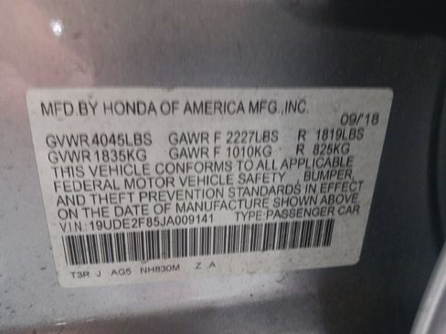 Used 2018 Acura ILX FWD image 3