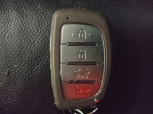 Used 2018 Hyundai Sonata Sport FWD image 32