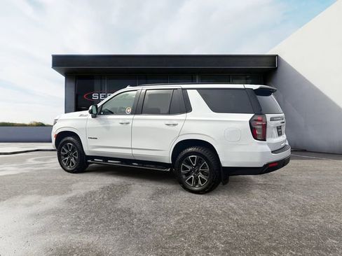 Used 2022 Chevrolet Tahoe Z71 w/ Luxury Package image 3