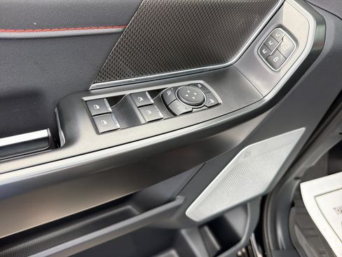 Used 2025 Ford F150 Raptor AWD/4WD image 15
