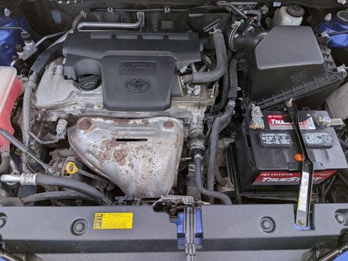 Used 2015 Toyota RAV4 LE AWD/4WD image 30