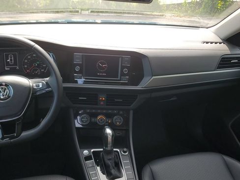 Used 2019 Volkswagen Jetta SE FWD image 20