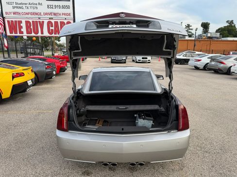 Used 2007 Cadillac XLR V RWD image 45