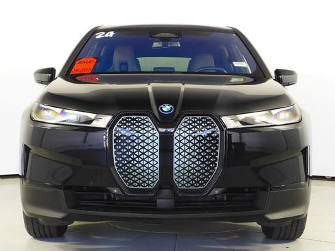 Used 2024 BMW iX xDrive50 w/ Convenience Package AWD/4WD image 3