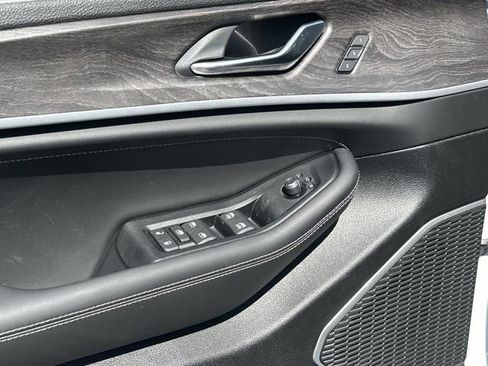 New 2026 Jeep Grand Cherokee Limited AWD/4WD image 12