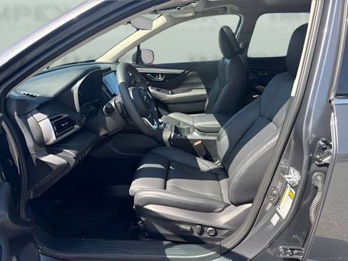 Used 2025 Subaru Outback Touring XT AWD/4WD image 8