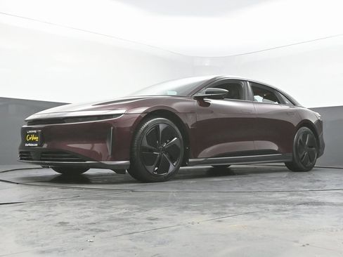 Used 2024 Lucid Air Touring image 53